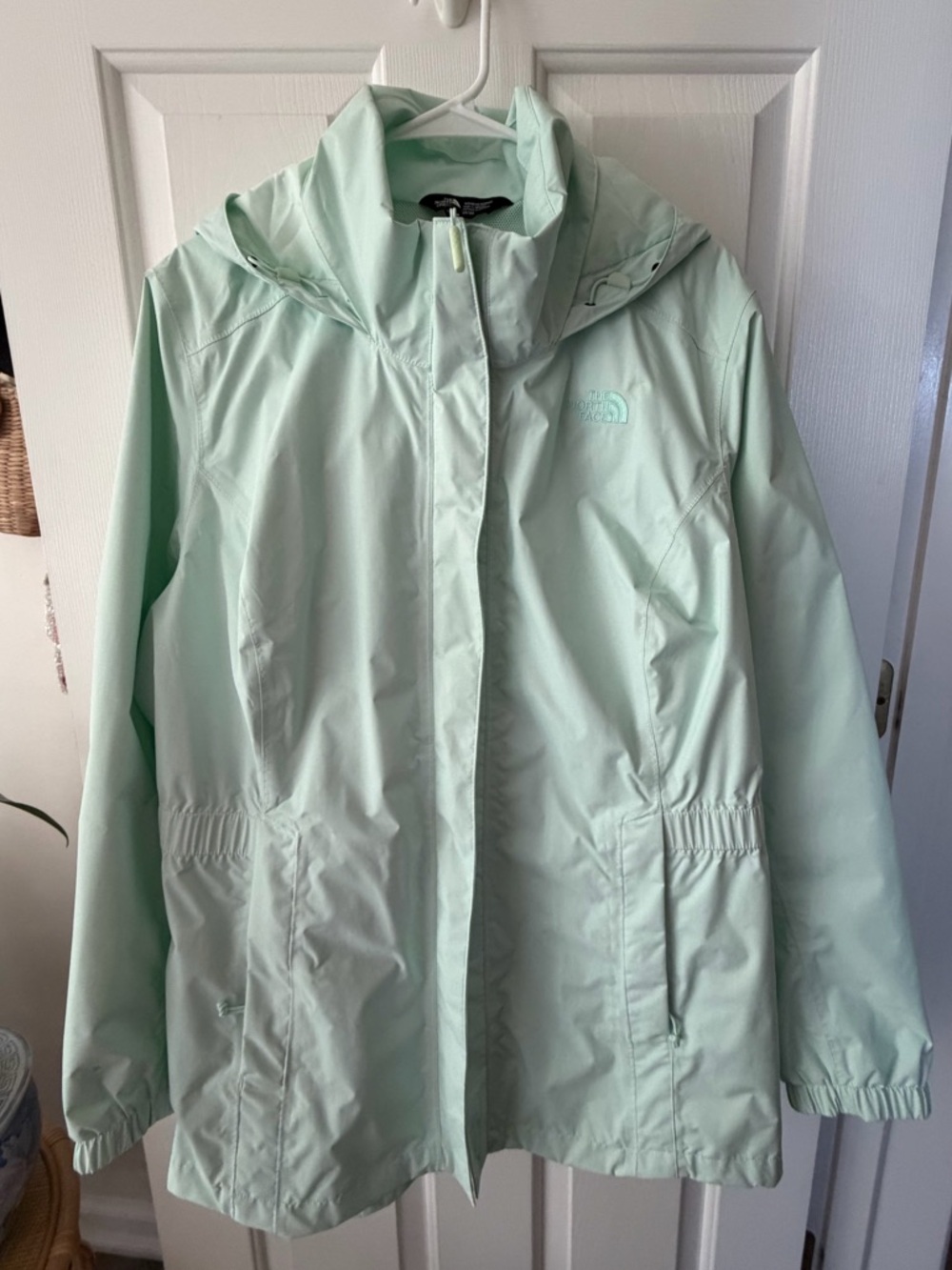 The North Face Women's Light Mint Hooded Rain Jacket